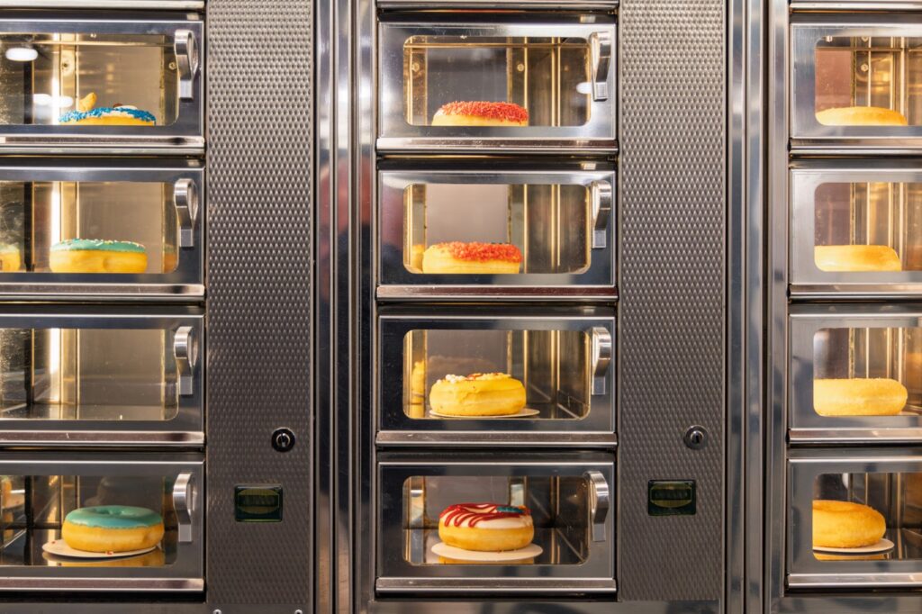 How Fresh Food Vending Machines Manage Shelf Life1